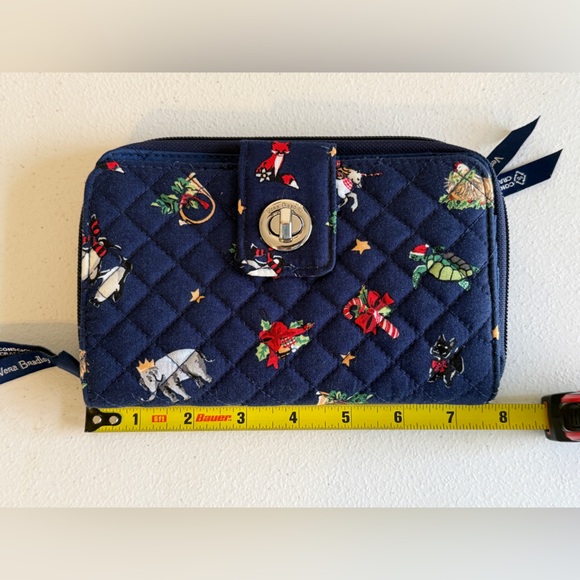 Vera Bradley RFID Turnlock Wallet Holiday Snow Globe Motifs Navy Blue Christmas - Picture 2 of 13